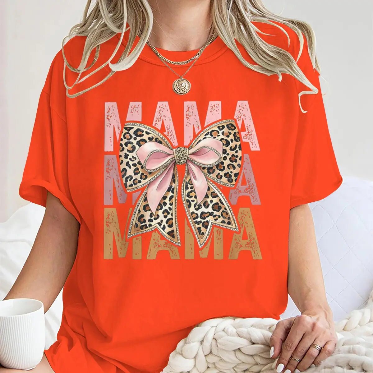 2026 Mother's Day Gifts T-shirts Vintage Bow Mama Letter Print T Shirts Aesthetics Short Sleeve Tshirts Fashion Fun Women Tops - Black & White
