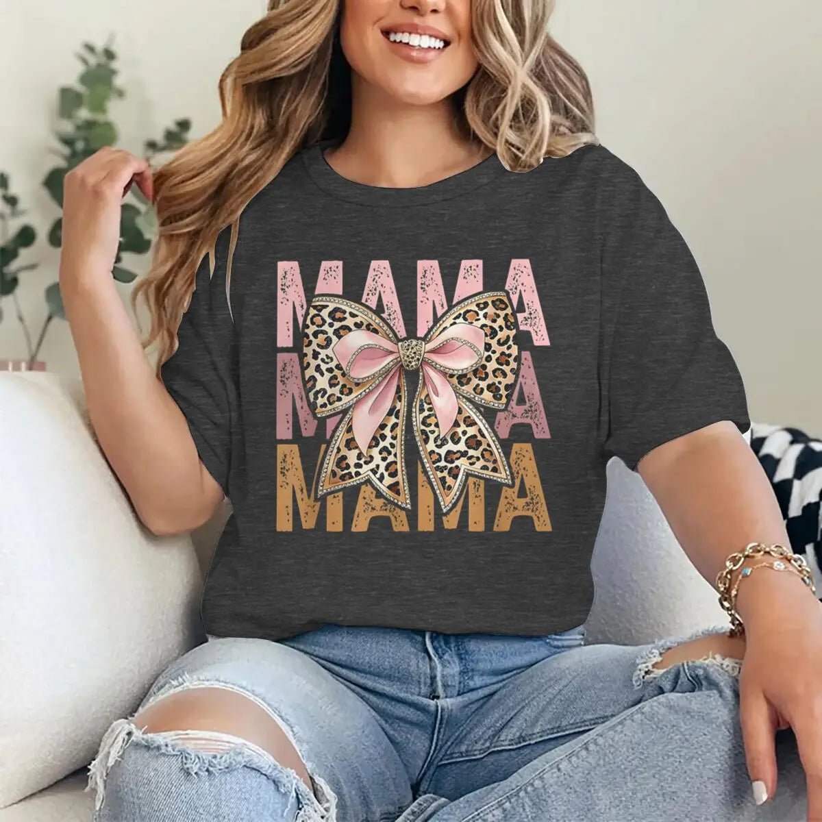 2026 Mother's Day Gifts T-shirts Vintage Bow Mama Letter Print T Shirts Aesthetics Short Sleeve Tshirts Fashion Fun Women Tops - Black & White