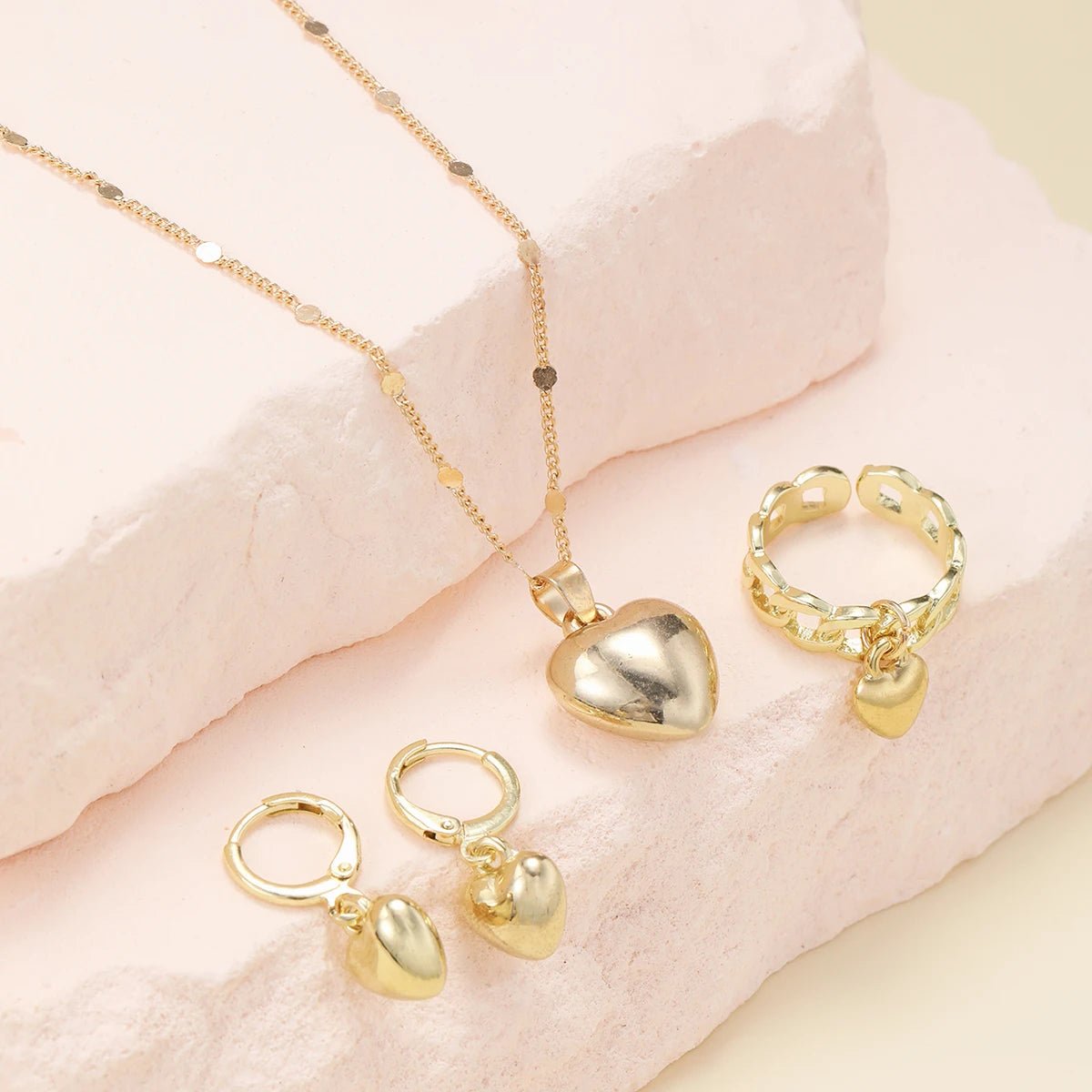 4Pcs/Set Vintage Love Heart Pendant Necklace Ring Hoop Earring for Women Simple Gold Color Smooth Jewelry Set Elegant Party Gift - Black & White