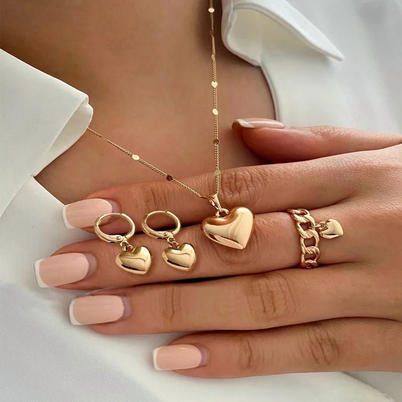 4Pcs/Set Vintage Love Heart Pendant Necklace Ring Hoop Earring for Women Simple Gold Color Smooth Jewelry Set Elegant Party Gift - Black & White