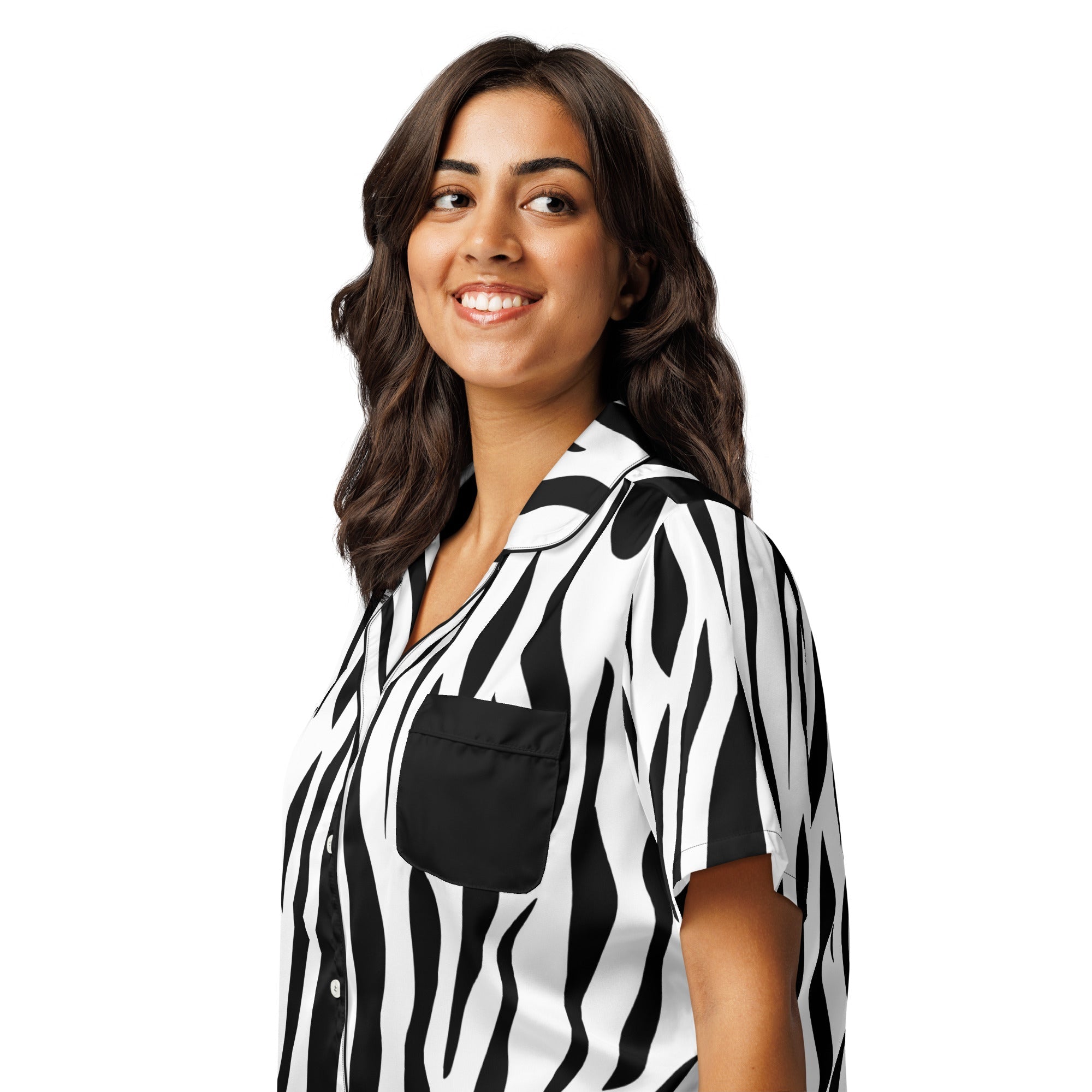 All - over print women’s short sleeve pajama top - Black & White