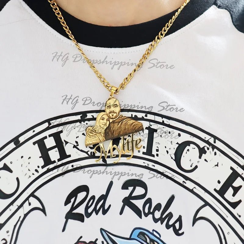 Engraved Photo Pendant & Nameplate – Personalized Necklace Gift for Children & Family - Black & White