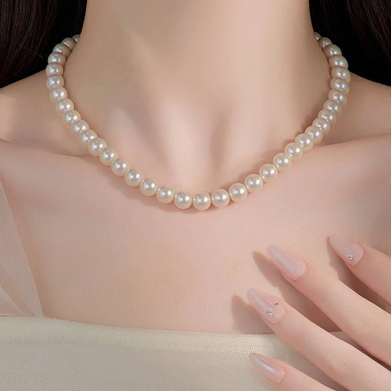 Fashion Elegant White Imitation Pearl Chokers Necklace For Women Men Wedding Banquet Necklaces Vintage Handmade Jewelry Gift - Black & White
