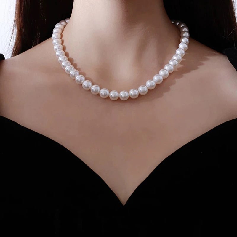 Fashion Elegant White Imitation Pearl Chokers Necklace For Women Men Wedding Banquet Necklaces Vintage Handmade Jewelry Gift - Black & White