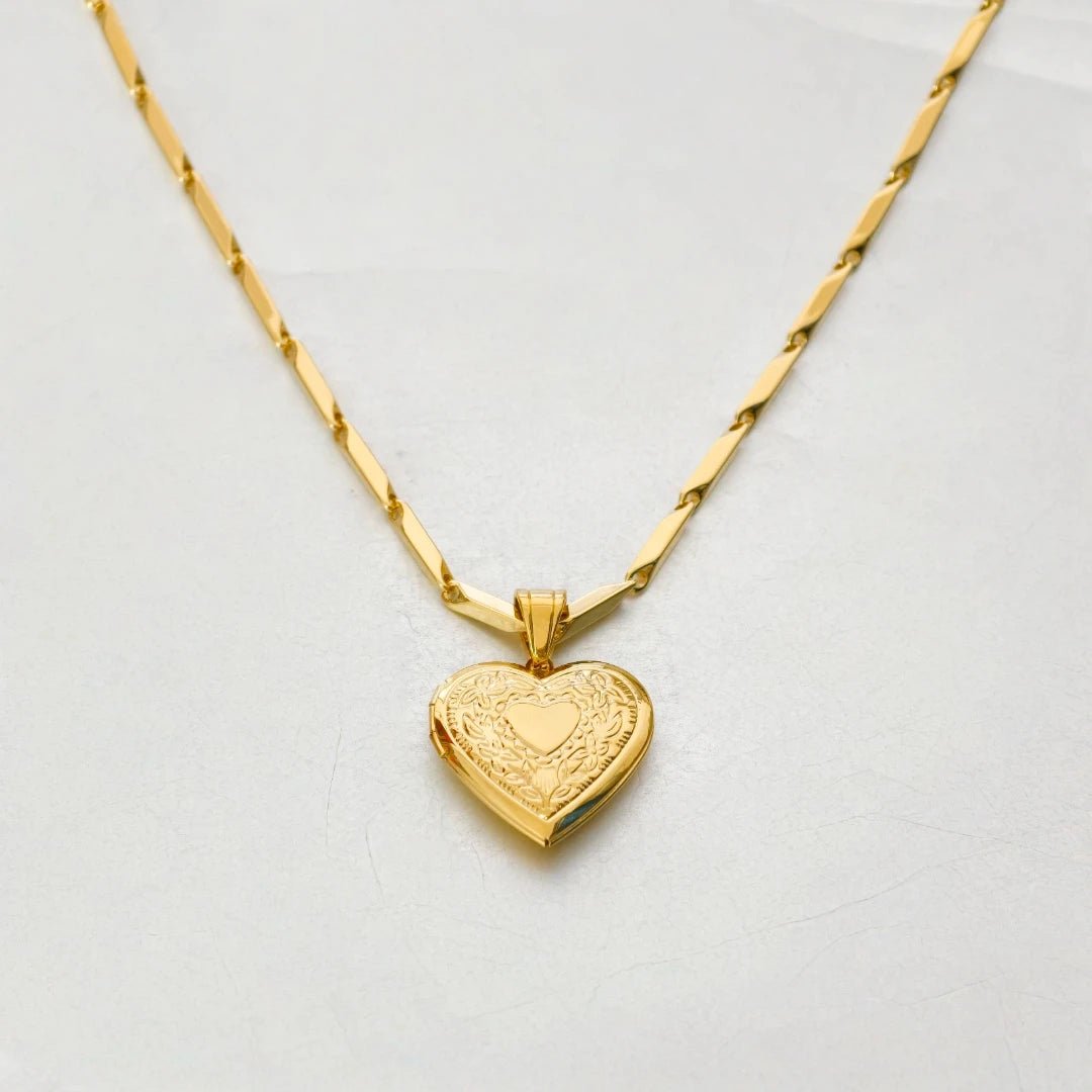 Romantic Heart Locket Pendants Female Gold Silver Color Stainless Steel Memorial Necklace For Women Jewelry Valentine Gift - Black & White
